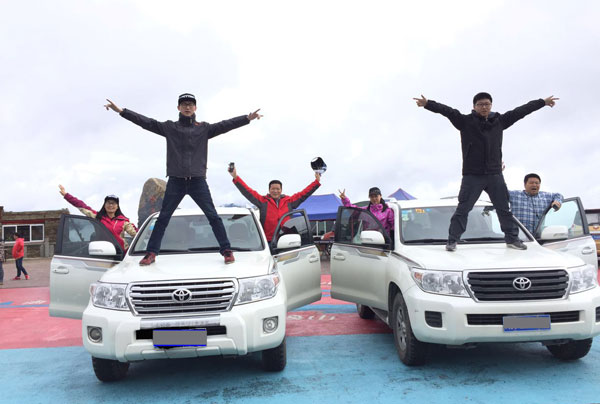 國內川藏線旅游包車選什么車比較好