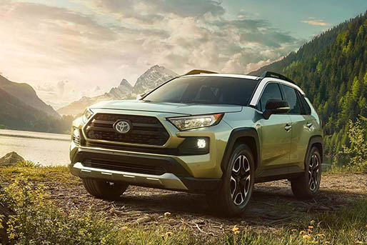 成都租越野車-成都租豐田RAV4多少錢一天